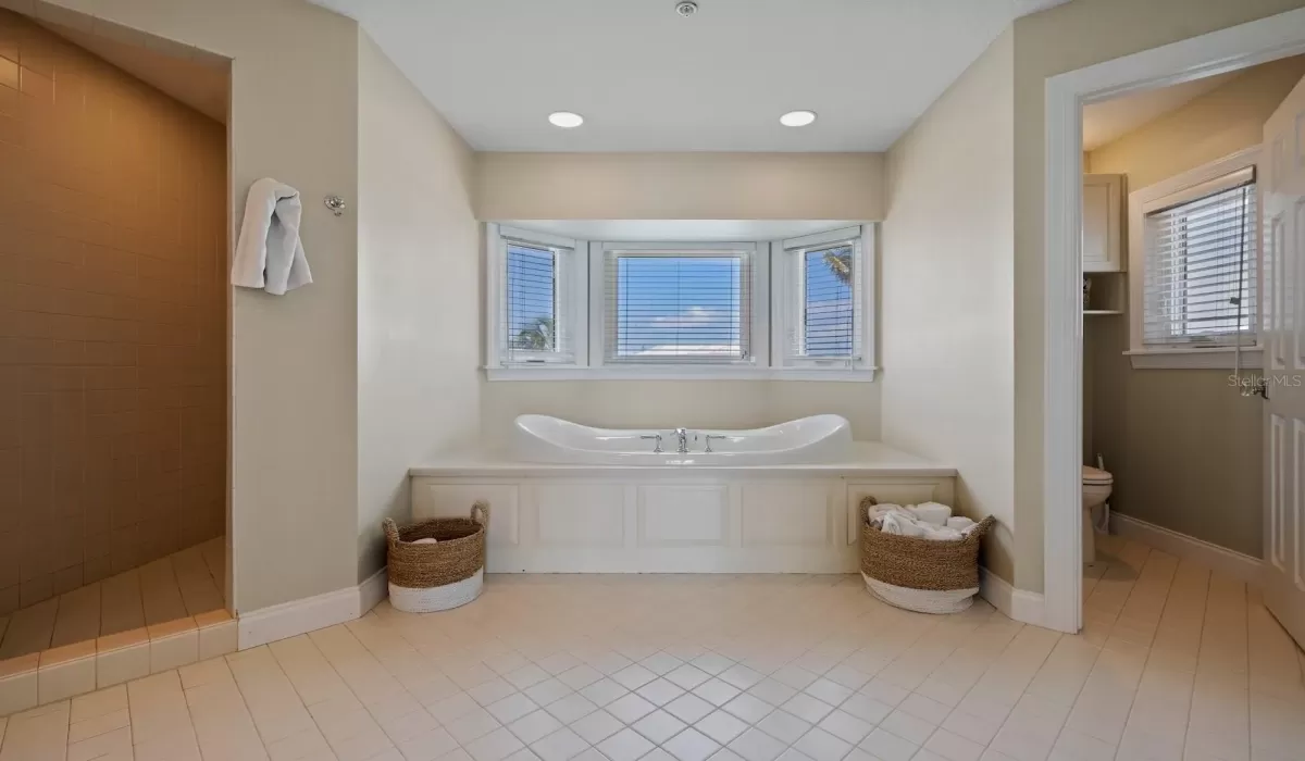 3 Bedrooms Bedrooms, 0 ,3 BathroomsBathrooms,Residential,For Sale,0,D6143682
