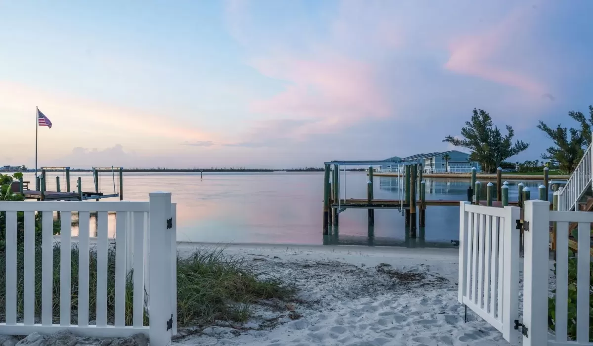 3 Bedrooms Bedrooms, 0 ,3 BathroomsBathrooms,Residential,For Sale,0,D6143682