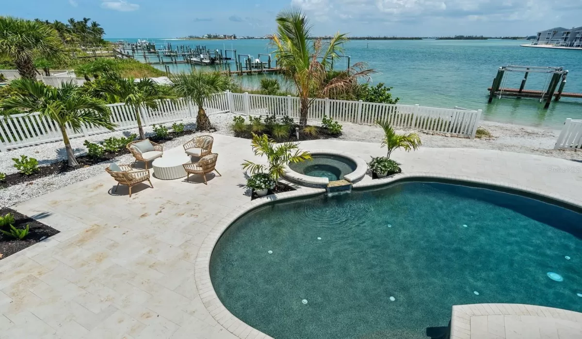 3 Bedrooms Bedrooms, 0 ,3 BathroomsBathrooms,Residential,For Sale,0,D6143682