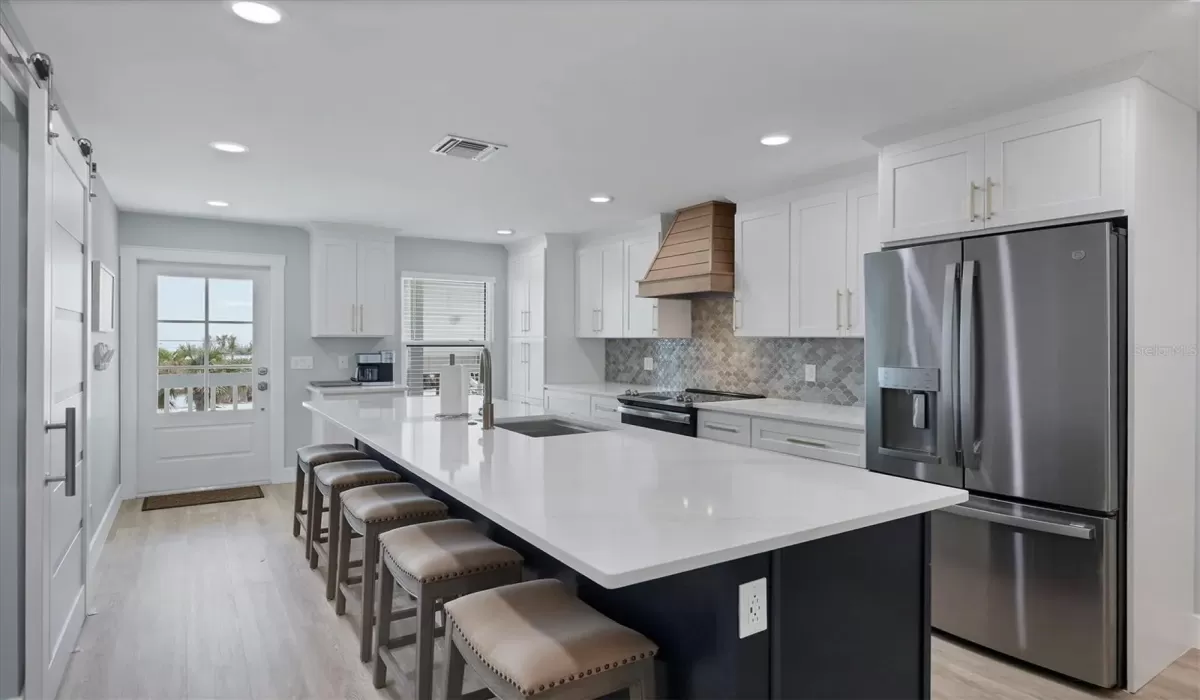 2 Bedrooms Bedrooms, 0 ,2 BathroomsBathrooms,Residential Lease,For Sale,0,D6143273
