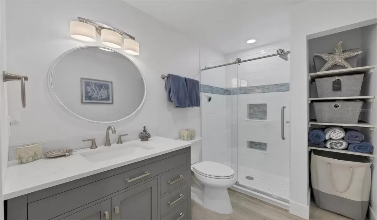 2 Bedrooms Bedrooms, 0 ,2 BathroomsBathrooms,Residential Lease,For Sale,0,D6143273
