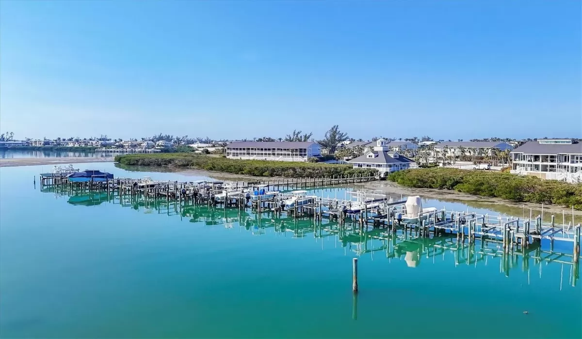 2 Bedrooms Bedrooms, 0 ,2 BathroomsBathrooms,Residential Lease,For Sale,0,D6143273