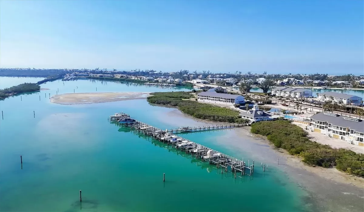2 Bedrooms Bedrooms, 0 ,2 BathroomsBathrooms,Residential Lease,For Sale,0,D6143273
