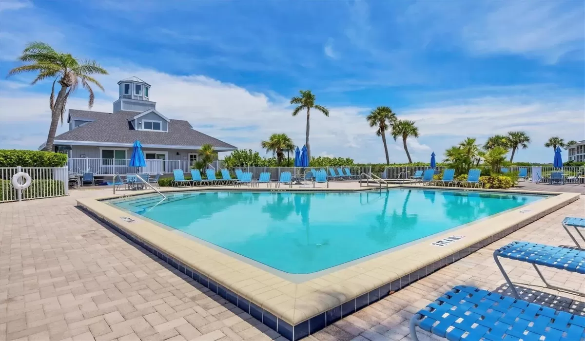 2 Bedrooms Bedrooms, 0 ,2 BathroomsBathrooms,Residential Lease,For Sale,0,D6143339