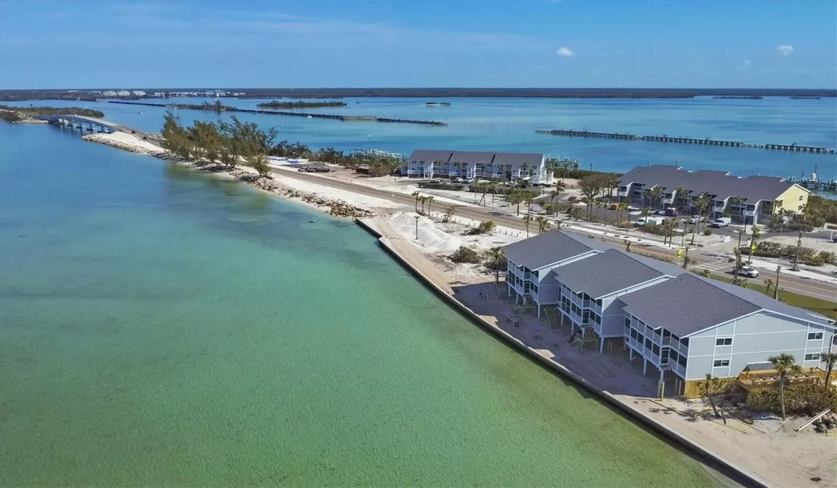 2 Bedrooms Bedrooms, 0 ,2 BathroomsBathrooms,Residential Lease,For Sale,0,D6143271