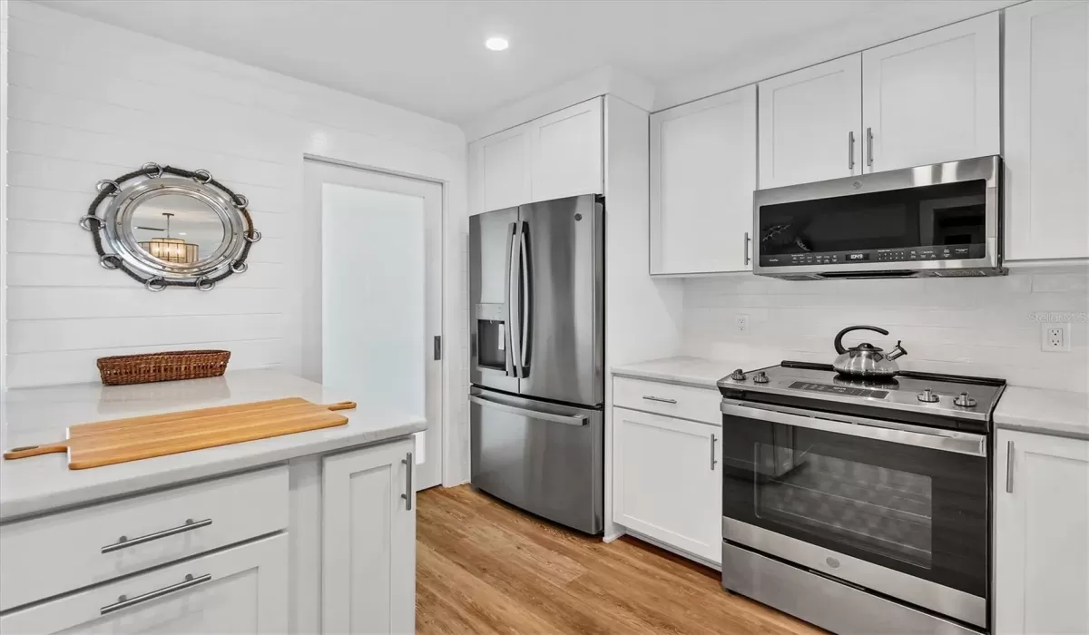2 Bedrooms Bedrooms, 0 ,2 BathroomsBathrooms,Residential Lease,For Sale,0,D6143271