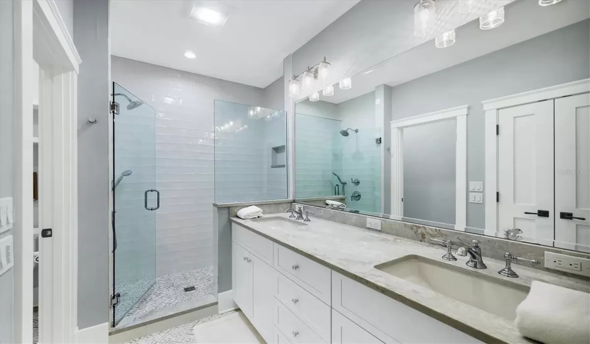 3 Bedrooms Bedrooms, 0 ,3 BathroomsBathrooms,Residential,For Sale,0,D6143965 3 Bedrooms Bedrooms, 0 ,3 BathroomsBathrooms,Residential,For Sale,0,D6143965