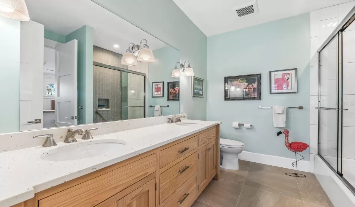 5 Bedrooms Bedrooms, 0 ,5 BathroomsBathrooms,Residential,For Sale,0,D6143872