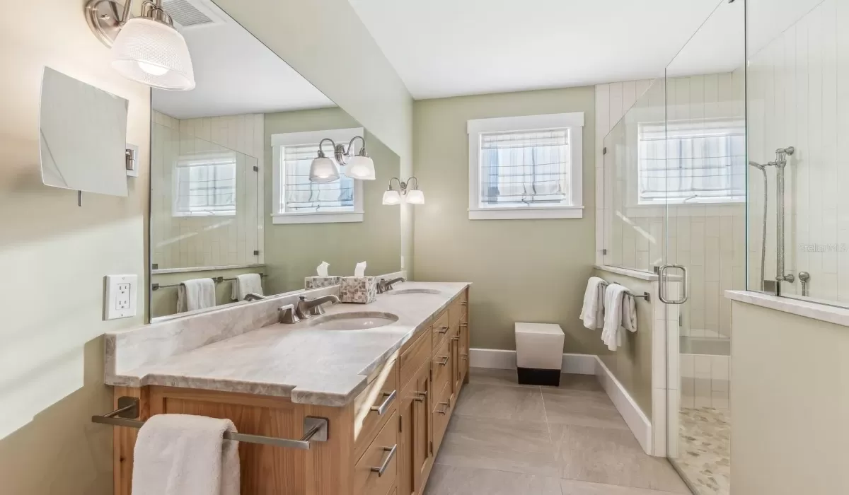 5 Bedrooms Bedrooms, 0 ,5 BathroomsBathrooms,Residential,For Sale,0,D6143872