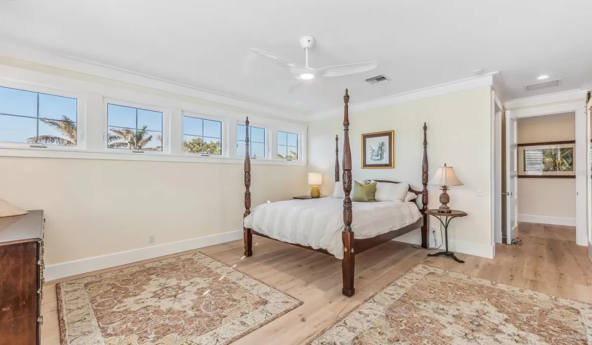 5 Bedrooms Bedrooms, 0 ,5 BathroomsBathrooms,Residential,For Sale,0,D6143872