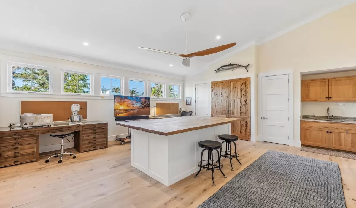 5 Bedrooms Bedrooms, 0 ,5 BathroomsBathrooms,Residential,For Sale,0,D6143872