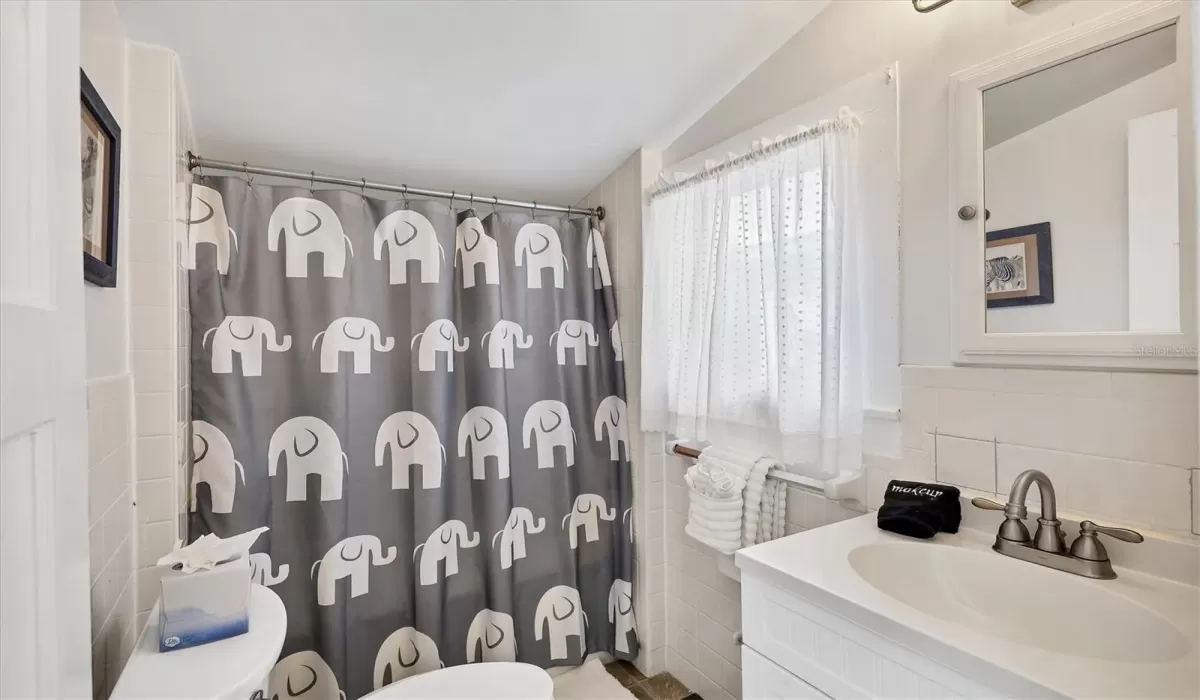 6 Bedrooms Bedrooms, 0 ,4 BathroomsBathrooms,Residential Lease,For Sale,0,D6143639 6 Bedrooms Bedrooms, 0 ,4 BathroomsBathrooms,Residential Lease,For Sale,0,D6143639