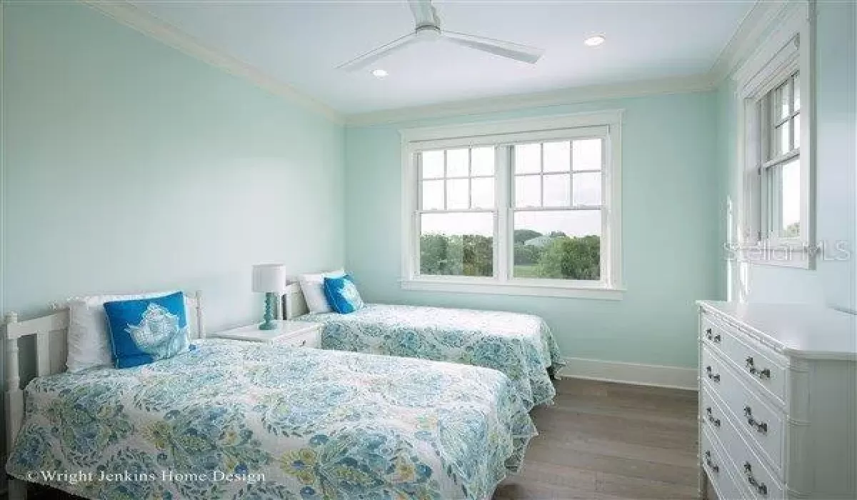 4 Bedrooms Bedrooms, 0 ,4 BathroomsBathrooms,Residential Lease,For Sale,0,D6144246