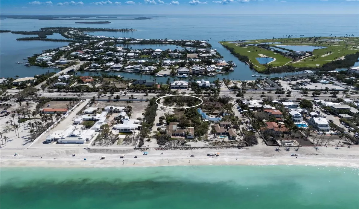 0 , 0 ,0,Land,For Sale,0,D6141594