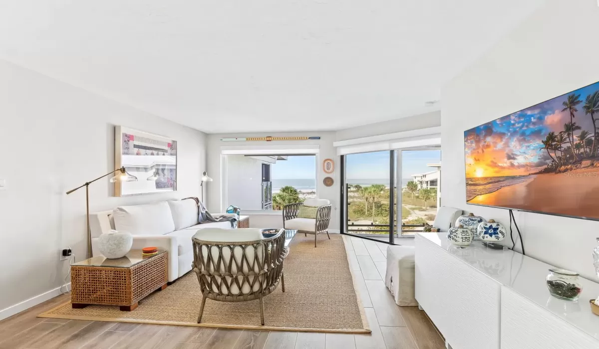 1 Bedroom Bedrooms, 0 ,1 BathroomBathrooms,Residential,For Sale,0,D6144377