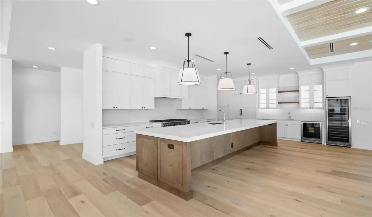 5 Bedrooms Bedrooms, 0 ,5 BathroomsBathrooms,Residential,For Sale,0,TB8436391