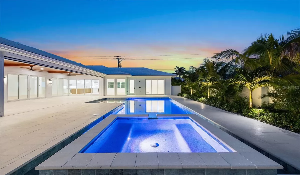 5 Bedrooms Bedrooms, 0 ,5 BathroomsBathrooms,Residential,For Sale,0,TB8436391