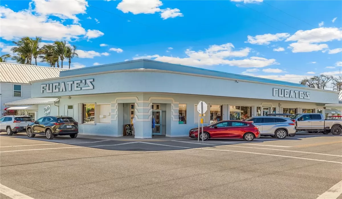 4 Bedrooms Bedrooms, 0 ,3 BathroomsBathrooms,Residential,For Sale,0,D6142937