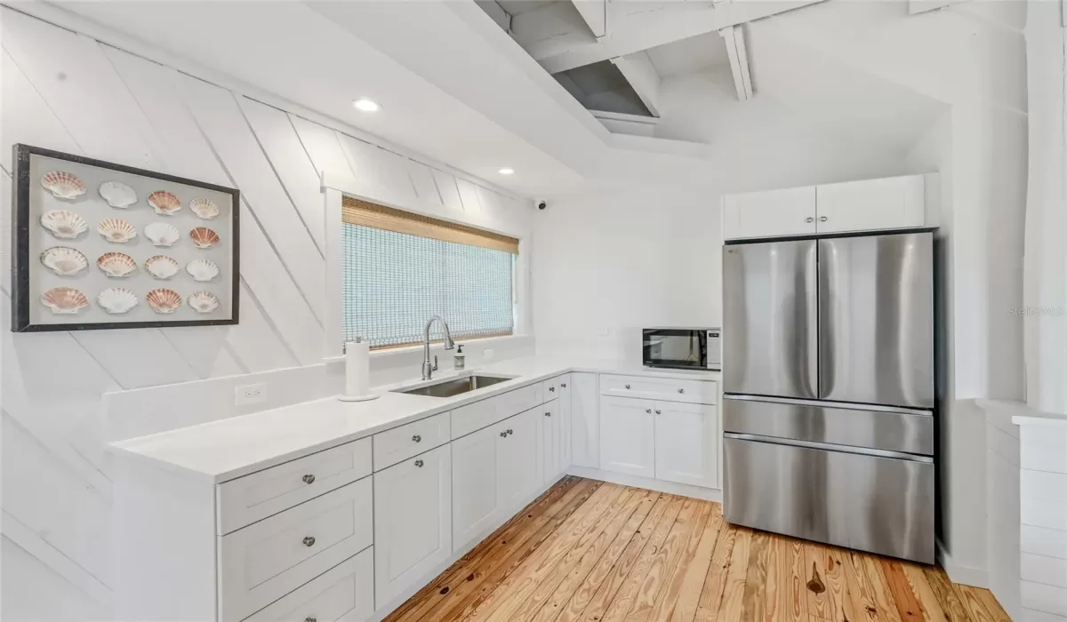 2 Bedrooms Bedrooms, 0 ,2 BathroomsBathrooms,Residential,For Sale,0,D6144340