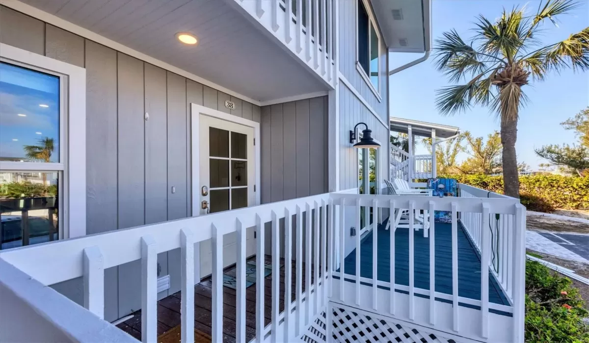 2 Bedrooms Bedrooms, 0 ,2 BathroomsBathrooms,Residential,For Sale,0,D6144340