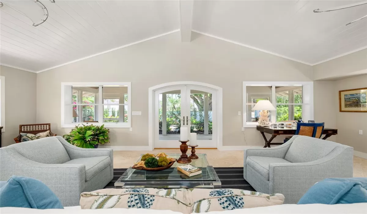 3 Bedrooms Bedrooms, 0 ,2 BathroomsBathrooms,Residential,For Sale,0,TB8392464