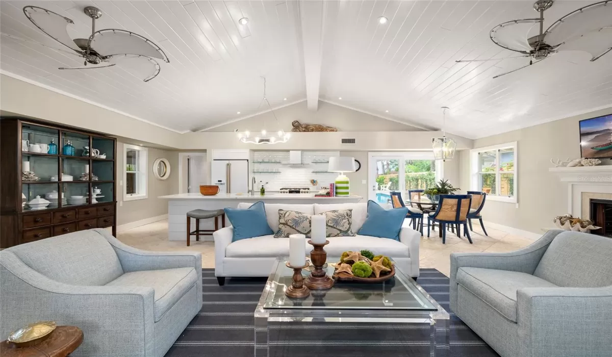 3 Bedrooms Bedrooms, 0 ,2 BathroomsBathrooms,Residential,For Sale,0,TB8392464