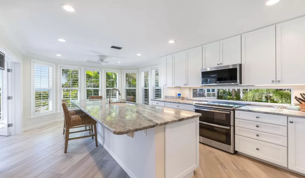 3 Bedrooms Bedrooms, 0 ,4 BathroomsBathrooms,Residential,For Sale,0,D6144387