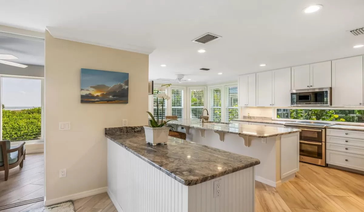 3 Bedrooms Bedrooms, 0 ,4 BathroomsBathrooms,Residential,For Sale,0,D6144387