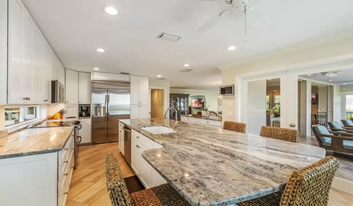 3 Bedrooms Bedrooms, 0 ,4 BathroomsBathrooms,Residential,For Sale,0,D6144387