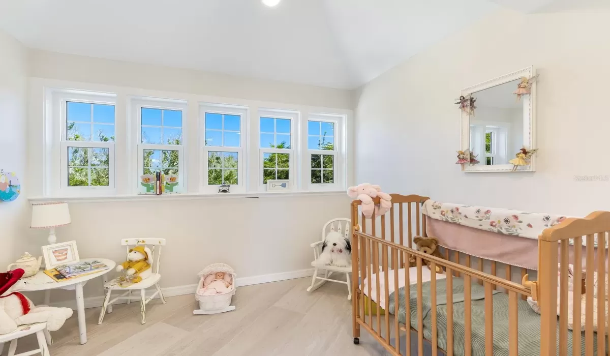 3 Bedrooms Bedrooms, 0 ,4 BathroomsBathrooms,Residential,For Sale,0,D6144387