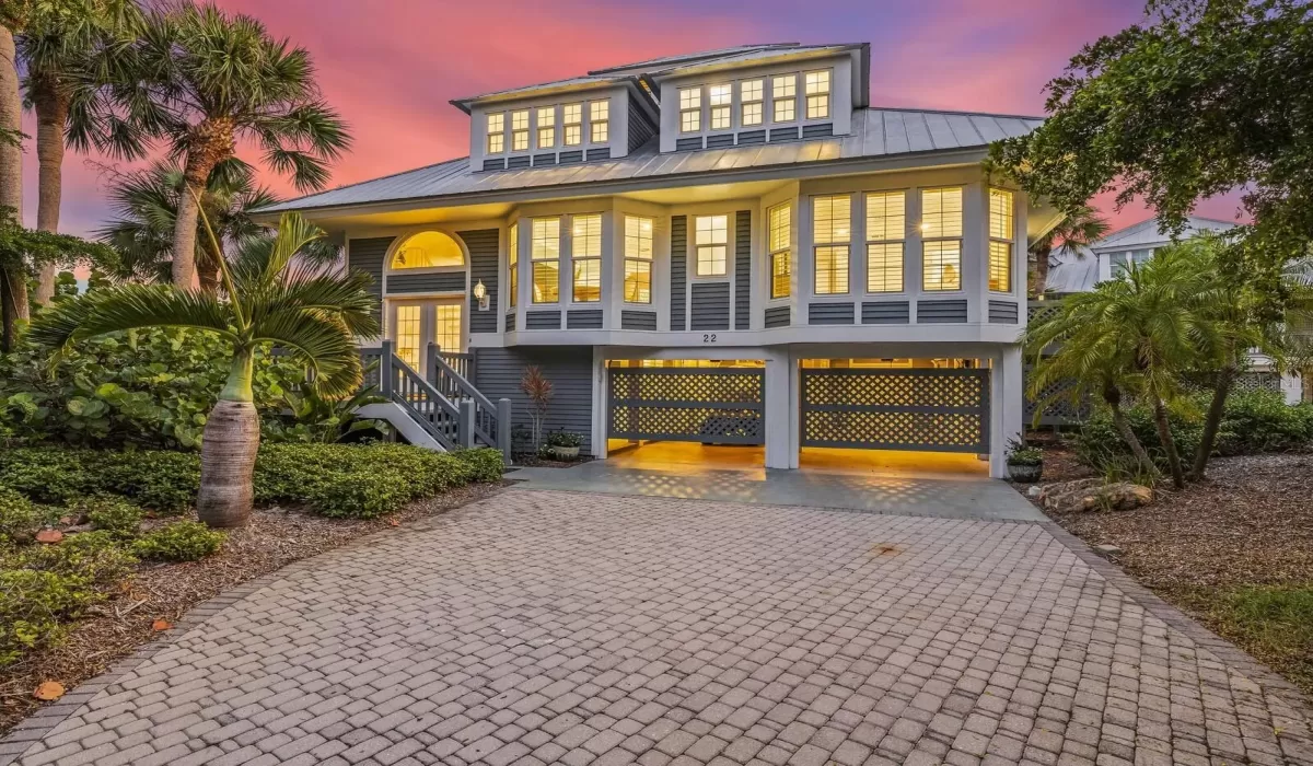 3 Bedrooms Bedrooms, 0 ,4 BathroomsBathrooms,Residential,For Sale,0,D6144387