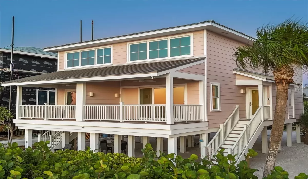 3 Bedrooms Bedrooms, 0 ,3 BathroomsBathrooms,Residential,For Sale,0,D6144412