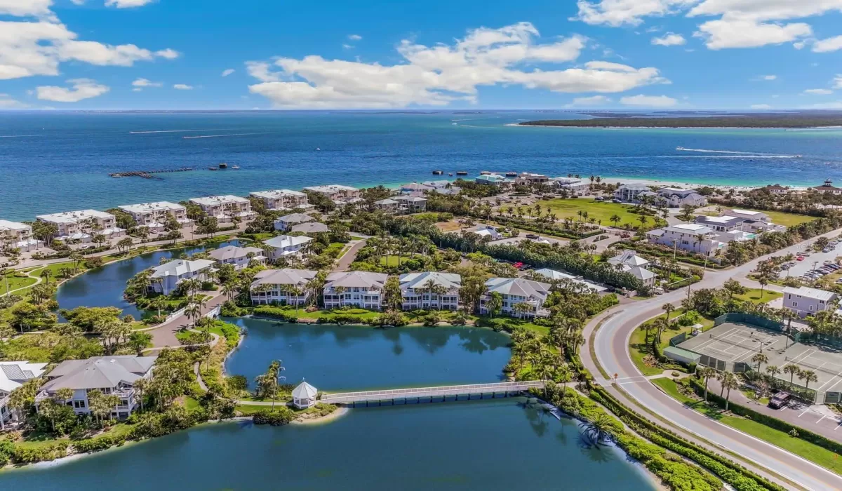 3 Bedrooms Bedrooms, 0 ,3 BathroomsBathrooms,Residential,For Sale,0,D6144532