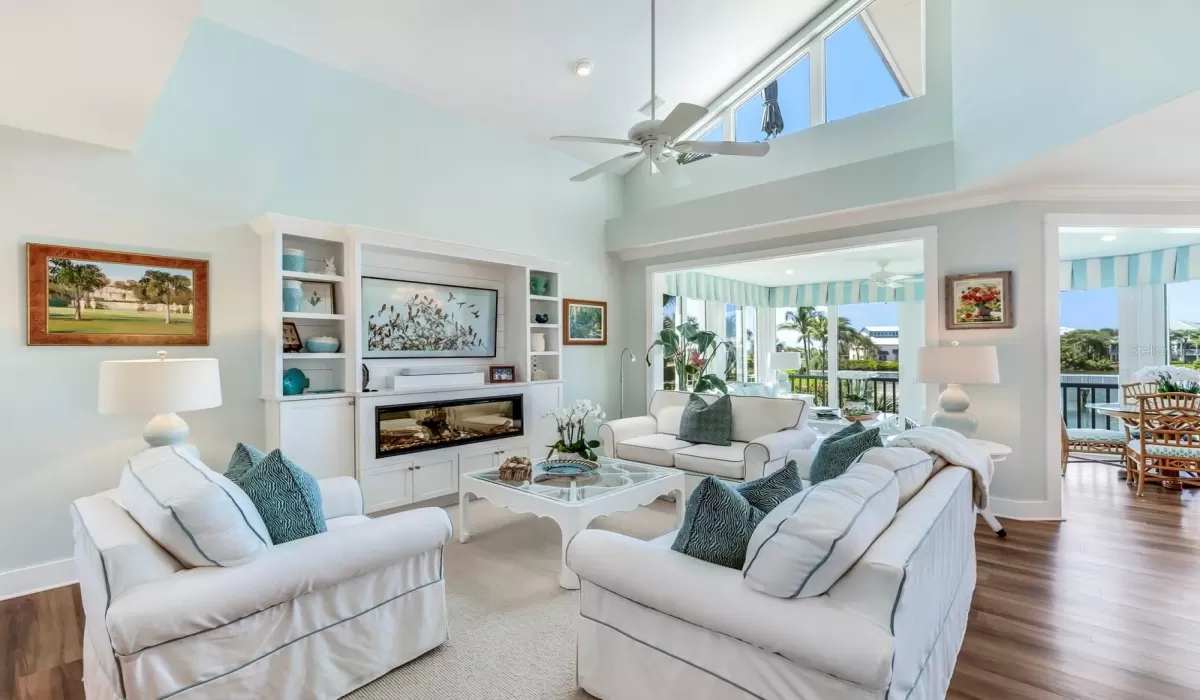 3 Bedrooms Bedrooms, 0 ,3 BathroomsBathrooms,Residential,For Sale,0,D6144532