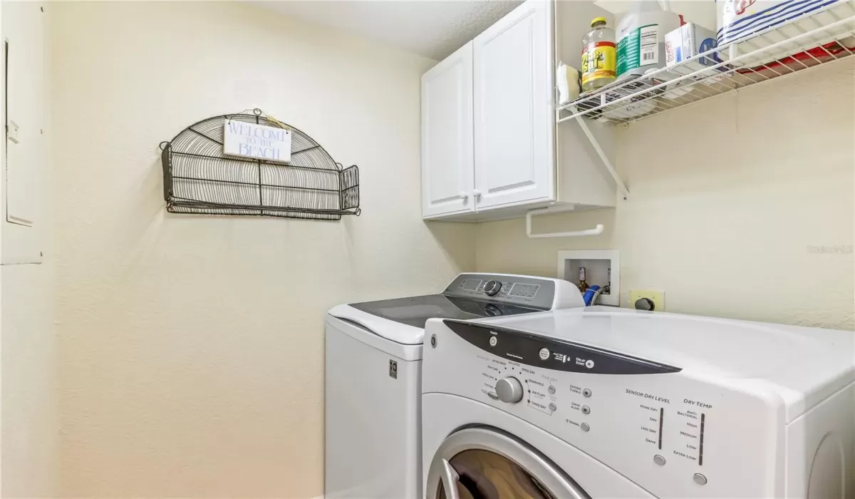 3 Bedrooms Bedrooms, 0 ,3 BathroomsBathrooms,Residential,For Sale,0,D6144581