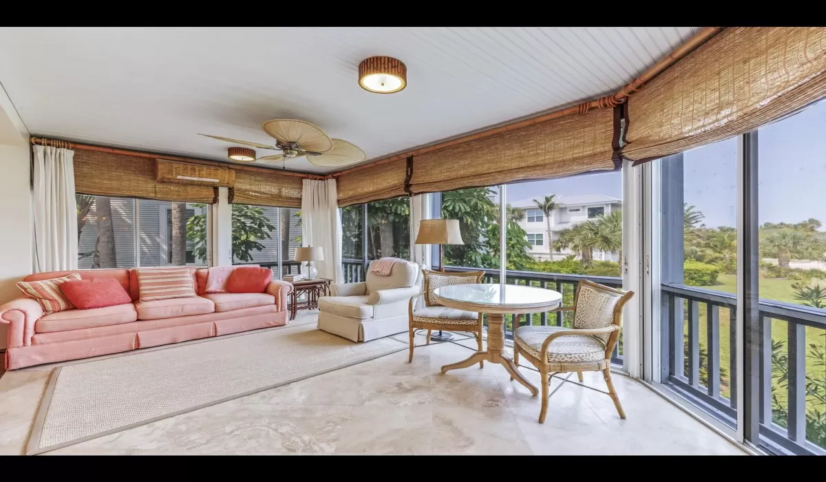 3 Bedrooms Bedrooms, 0 ,3 BathroomsBathrooms,Residential,For Sale,0,D6144581