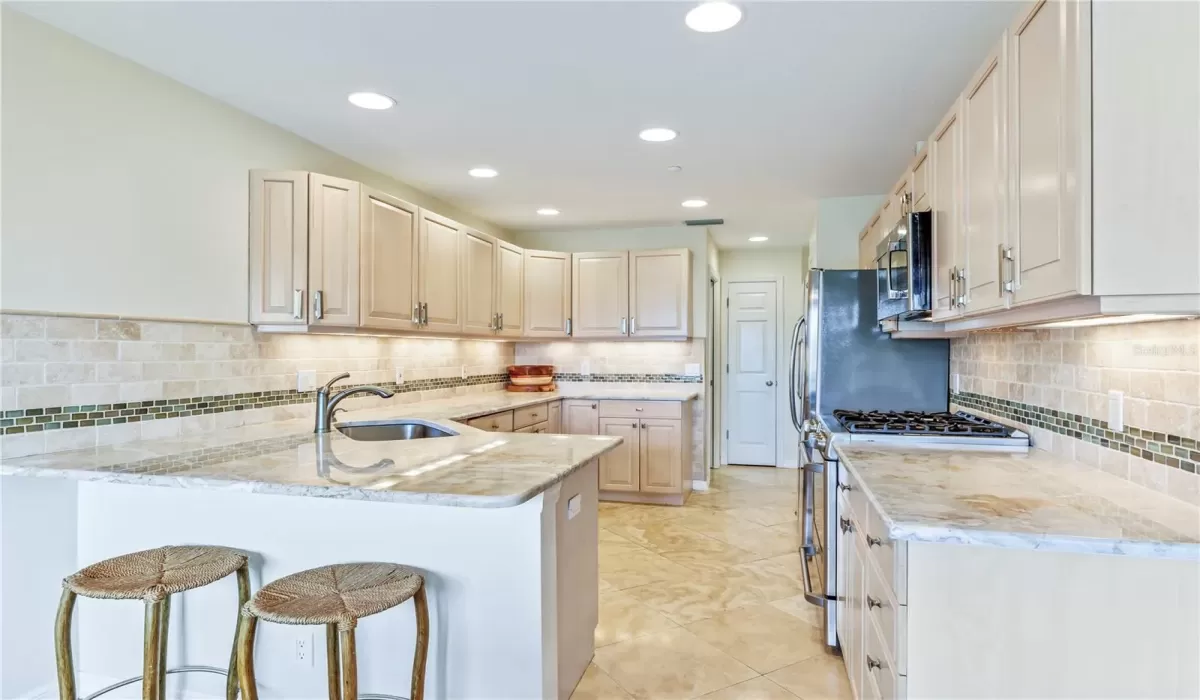 3 Bedrooms Bedrooms, 0 ,3 BathroomsBathrooms,Residential,For Sale,0,D6144581