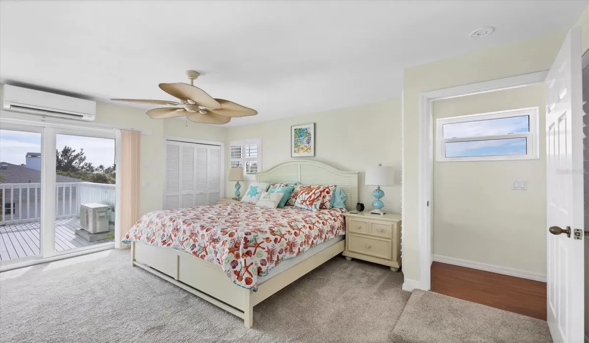 3 Bedrooms Bedrooms, 0 ,2 BathroomsBathrooms,Residential,For Sale,0,D6144543