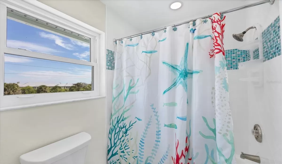 3 Bedrooms Bedrooms, 0 ,2 BathroomsBathrooms,Residential,For Sale,0,D6144543