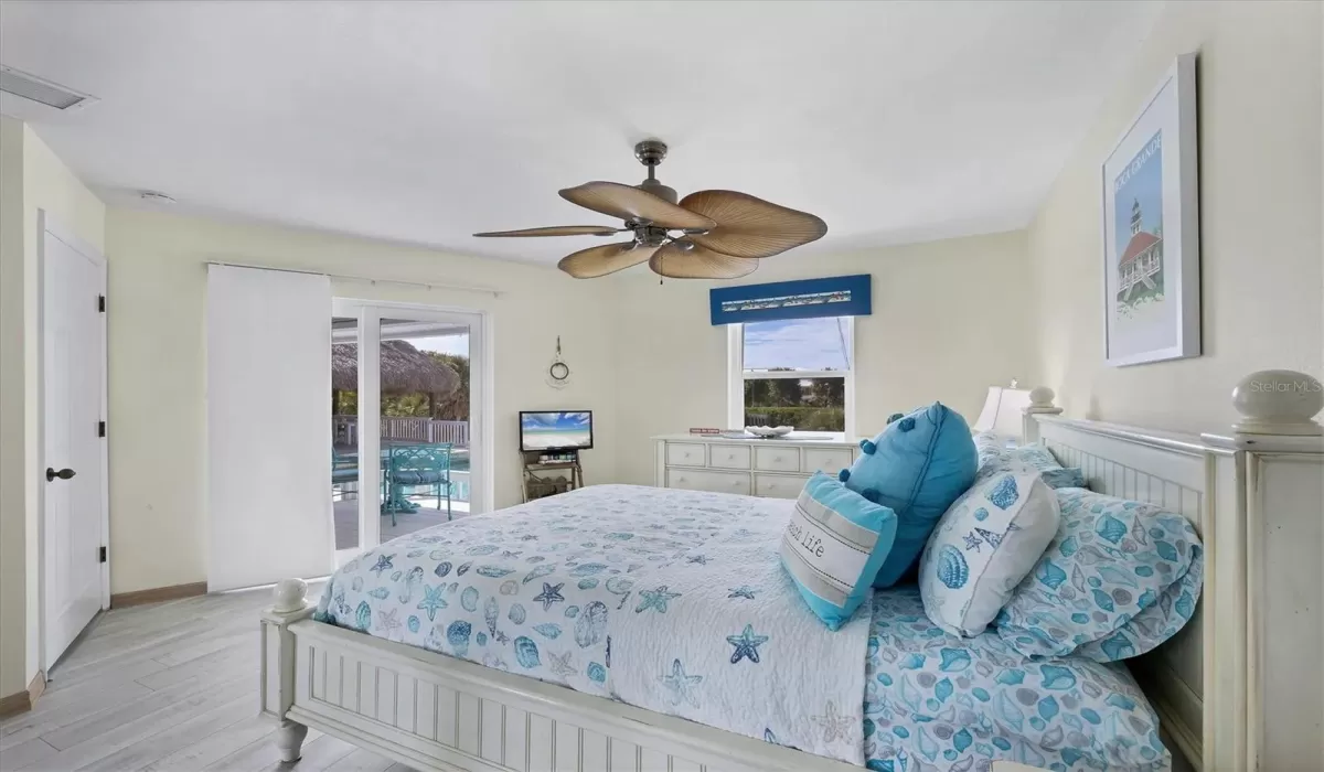 3 Bedrooms Bedrooms, 0 ,2 BathroomsBathrooms,Residential,For Sale,0,D6144543