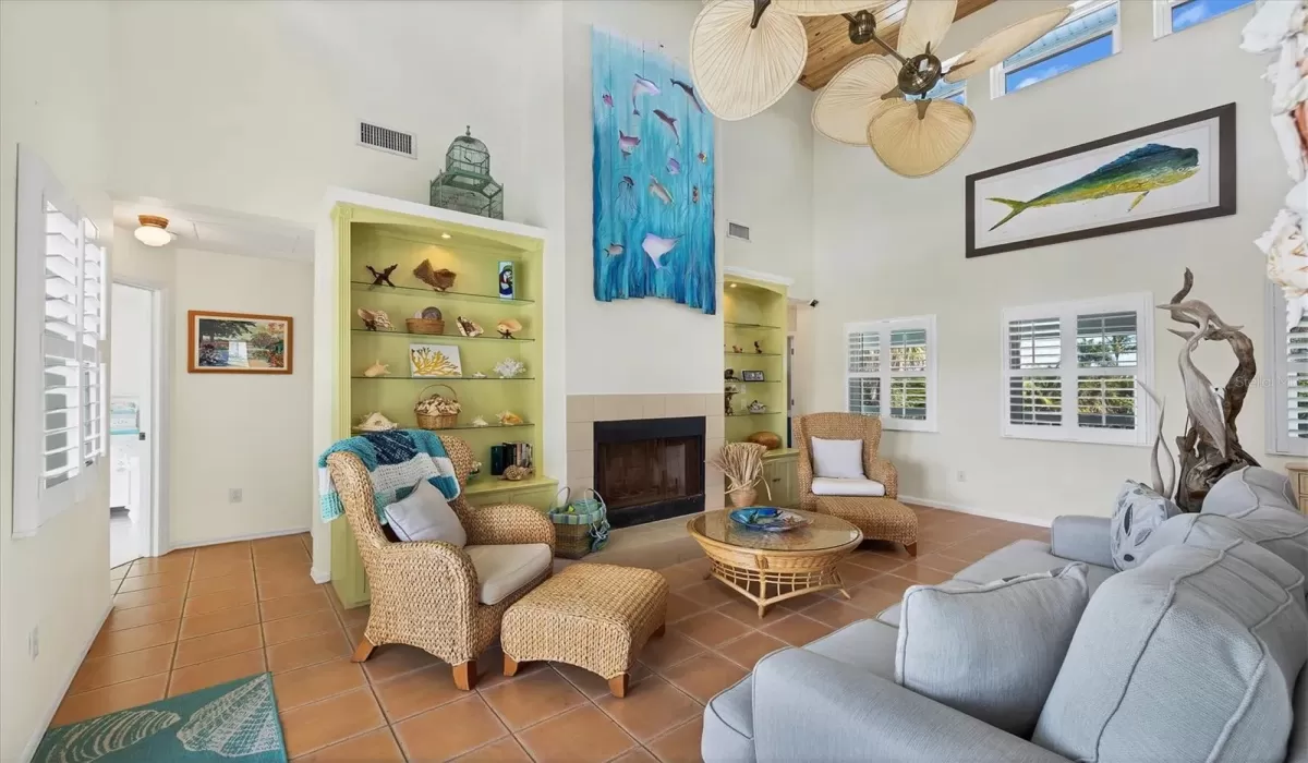 3 Bedrooms Bedrooms, 0 ,2 BathroomsBathrooms,Residential,For Sale,0,D6144543