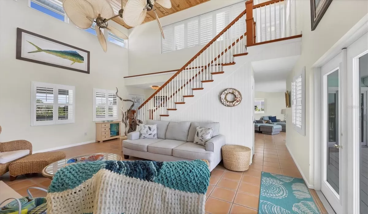 3 Bedrooms Bedrooms, 0 ,2 BathroomsBathrooms,Residential,For Sale,0,D6144543