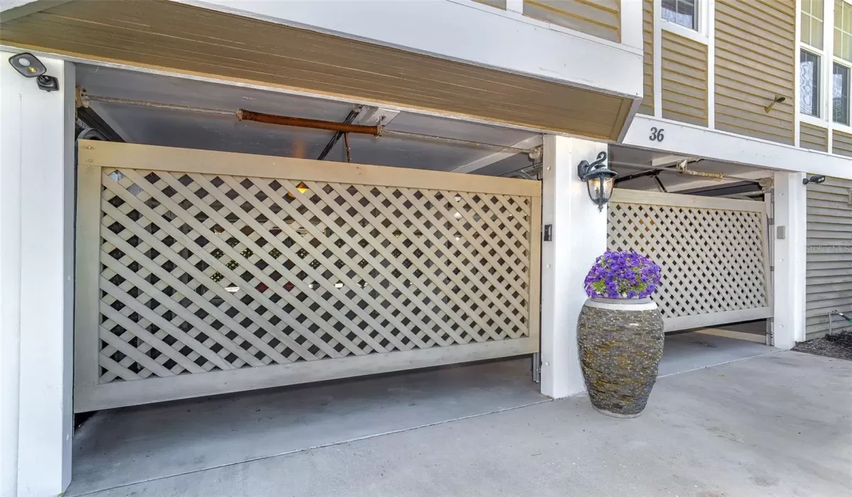 3 Bedrooms Bedrooms, 0 ,3 BathroomsBathrooms,Residential,For Sale,0,D6144560