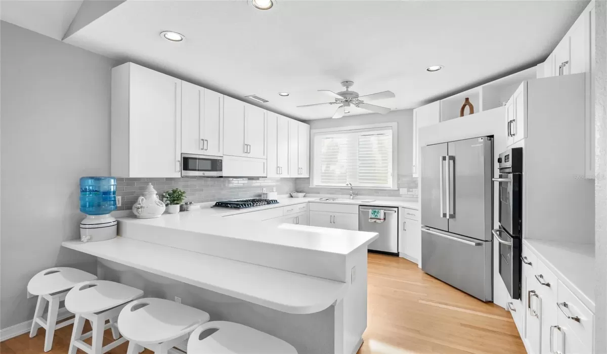 4 Bedrooms Bedrooms, 0 ,4 BathroomsBathrooms,Residential,For Sale,0,TB8375836