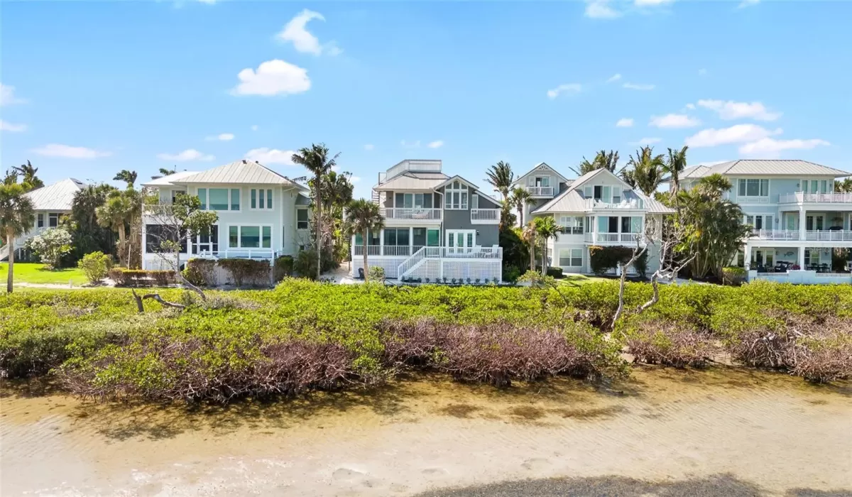 4 Bedrooms Bedrooms, 0 ,4 BathroomsBathrooms,Residential,For Sale,0,TB8375836