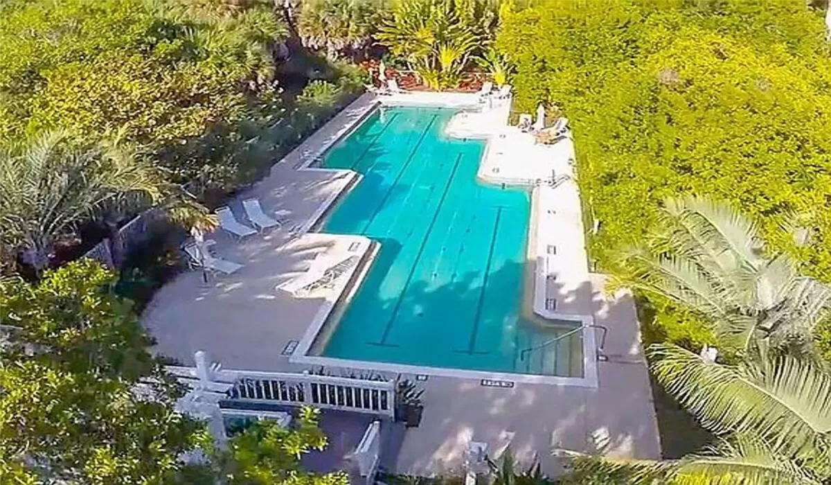 4 Bedrooms Bedrooms, 0 ,4 BathroomsBathrooms,Residential,For Sale,0,TB8375836