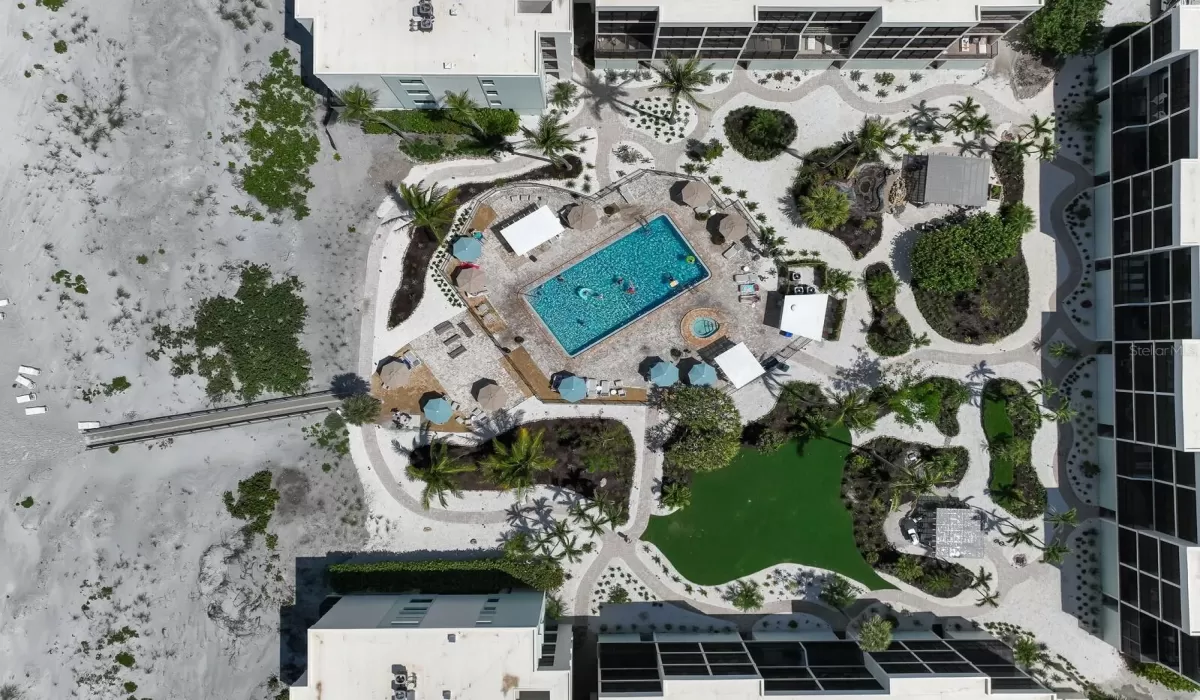 2 Bedrooms Bedrooms, 0 ,2 BathroomsBathrooms,Residential,For Sale,0,D6144596