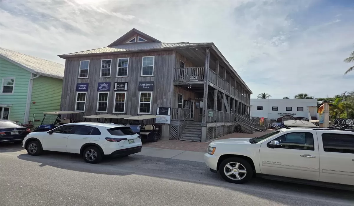 0 , 0 ,0,Commercial Lease,For Sale,0,D6144657