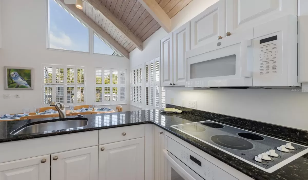 3 Bedrooms Bedrooms, 0 ,3 BathroomsBathrooms,Residential,For Sale,0,D6144567