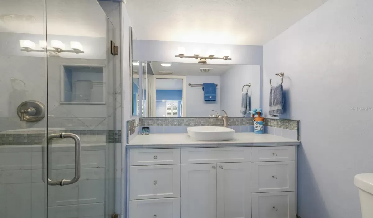 3 Bedrooms Bedrooms, 0 ,3 BathroomsBathrooms,Residential,For Sale,0,D6144567